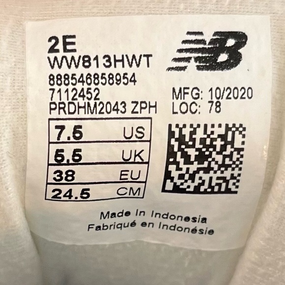 NB sneakers 7.5 extra wide, Gently used, Velcro & elastic, white great condition - Picture 4 of 7